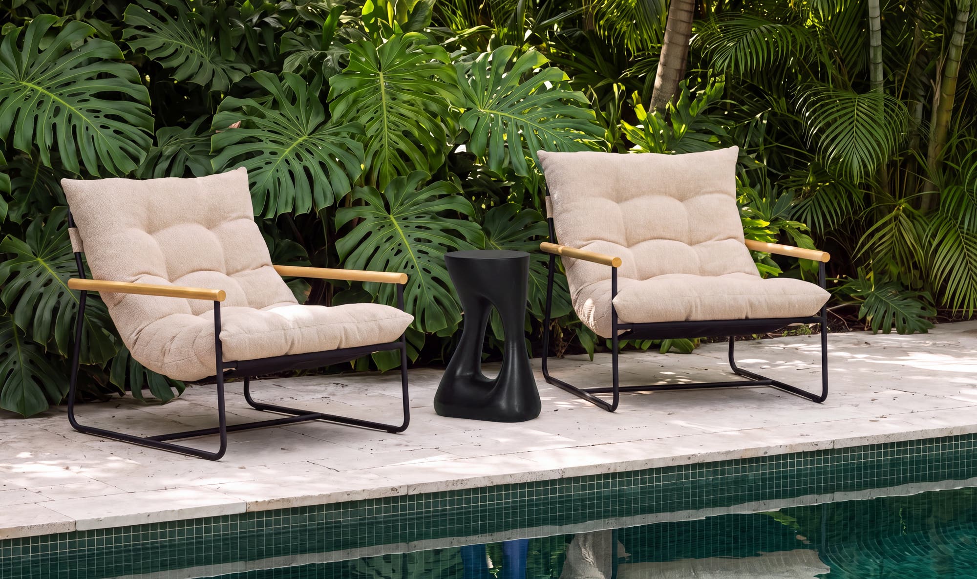 Rothko Tall Outdoor Side Table Black – lifestyle